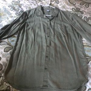 Women’s Old Navy Button Down Shirt